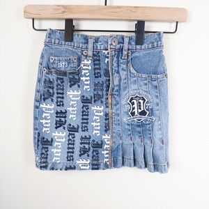 Vintage Y2K Pepe Jeans Denim Skirt Kids Medium 4-5 Blue Gothic Print Pleated